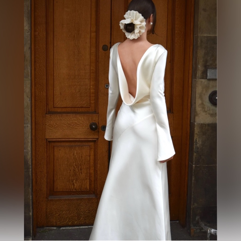 Elegant Long Sleeve White Dress
